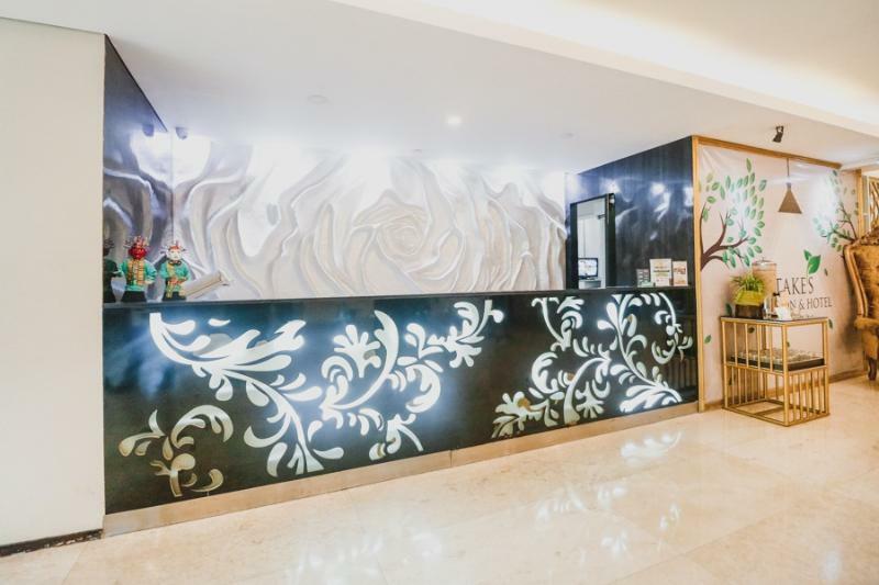 Reddoorz Premium @ Thamrin Kebon Sirih Hotel จาการ์ตา ภายนอก รูปภาพ