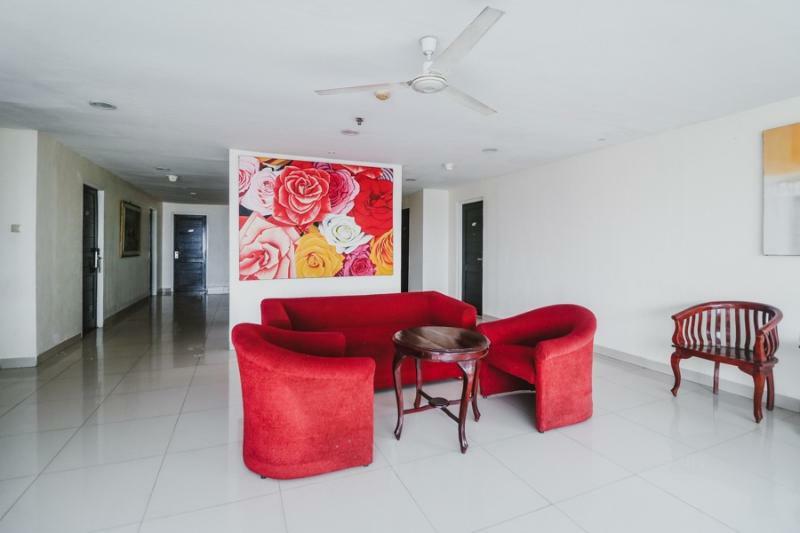 Reddoorz Premium @ Thamrin Kebon Sirih Hotel จาการ์ตา ภายนอก รูปภาพ