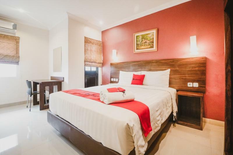 Reddoorz Premium @ Thamrin Kebon Sirih Hotel จาการ์ตา ภายนอก รูปภาพ
