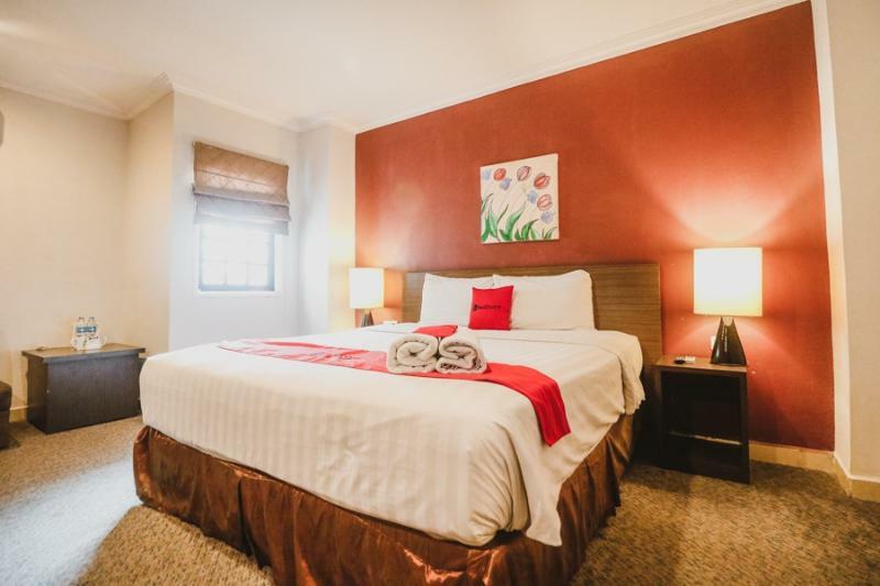 Reddoorz Premium @ Thamrin Kebon Sirih Hotel จาการ์ตา ภายนอก รูปภาพ